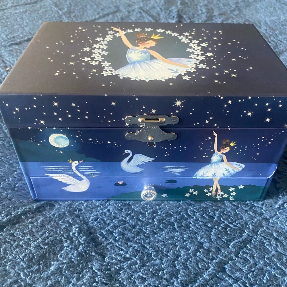 Beautiful Swan Theme - song by Tchaikovsky ballerina jewelry box
